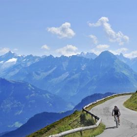 hoehenstrasse.jpg