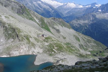 friesenberghaus-und-friesenbergsee.jpg